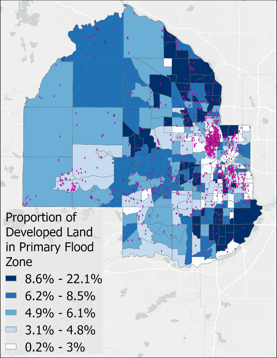 Figure 7: The distribution of tax forfeited properties between 2010 and 2020 and the proportion of developed land in the primary flood zone.